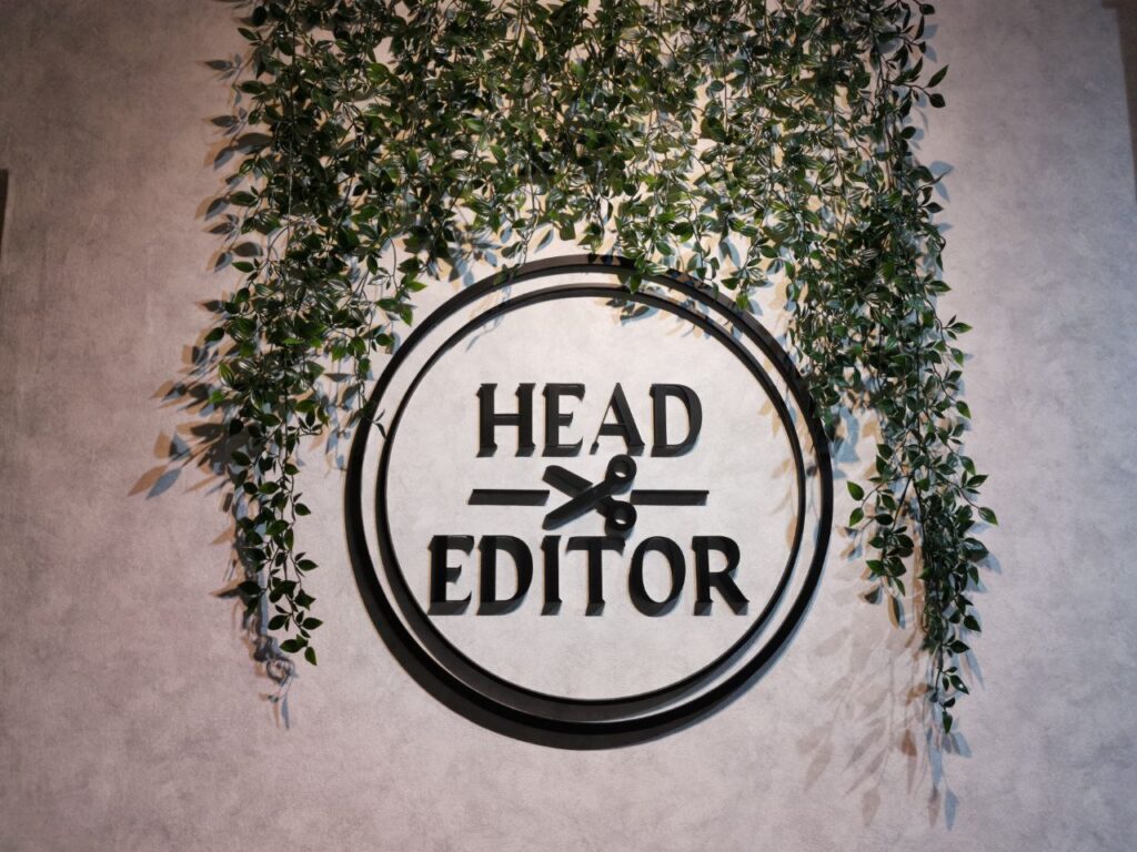 head editor business logo